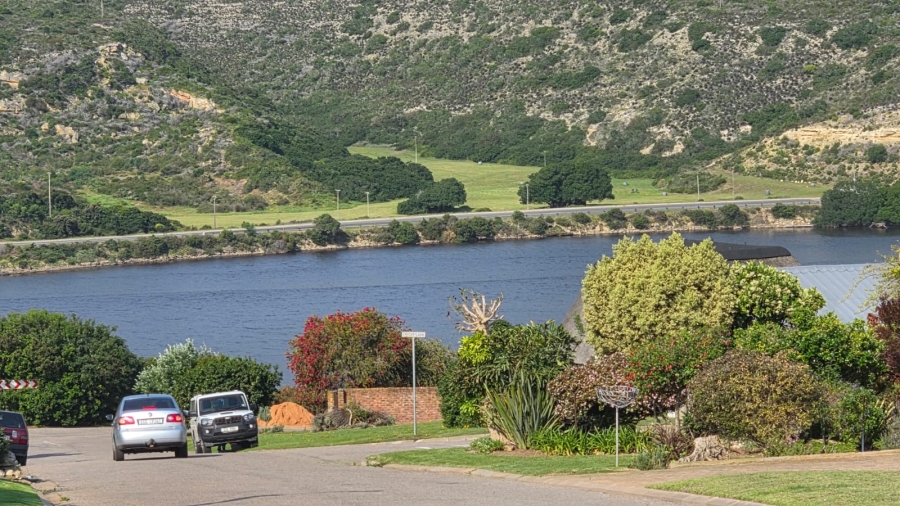 4 Bedroom Property for Sale in Stilbaai Wes Western Cape